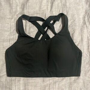 Women’s lululemon sports bra